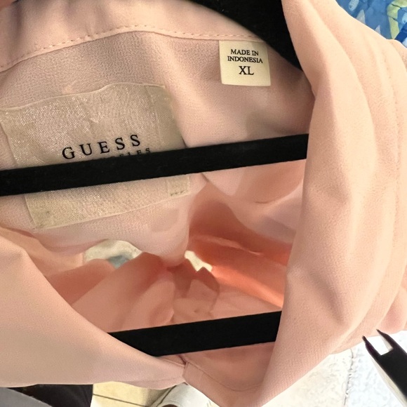 Guess sleeveless drape front button down blouse - Picture 6 of 8